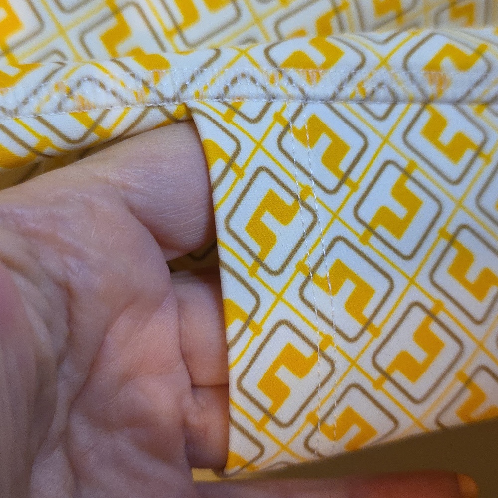 J.Lindeberg Yellow Zena Pattern Golf Leggings. Size Small. NWT - Picture 5 of 7